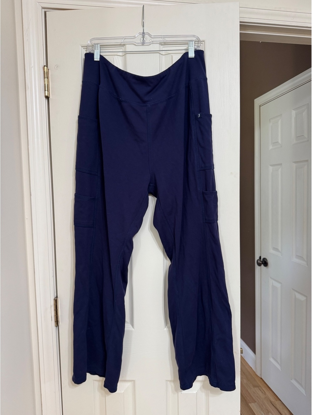 Jaanuu Navy Blue yoga style wide leg scrub  Pants Size 2X